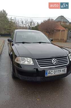 Седан Volkswagen Passat 2001 в Луцьку