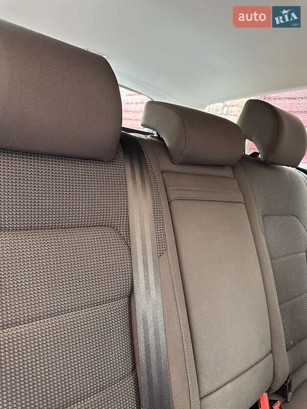 Універсал Volkswagen Passat 2012 в Чорткові