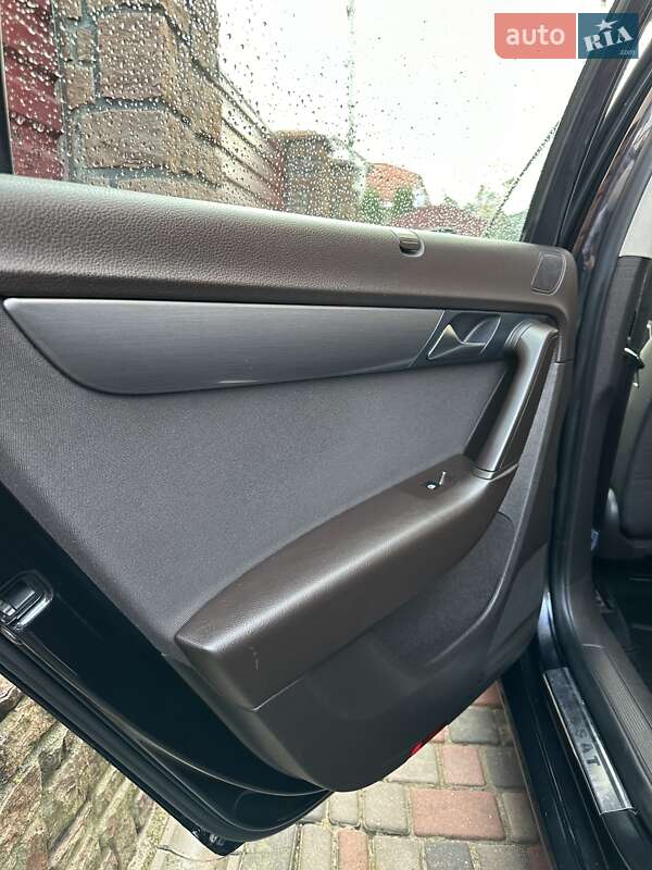 Універсал Volkswagen Passat 2012 в Чорткові