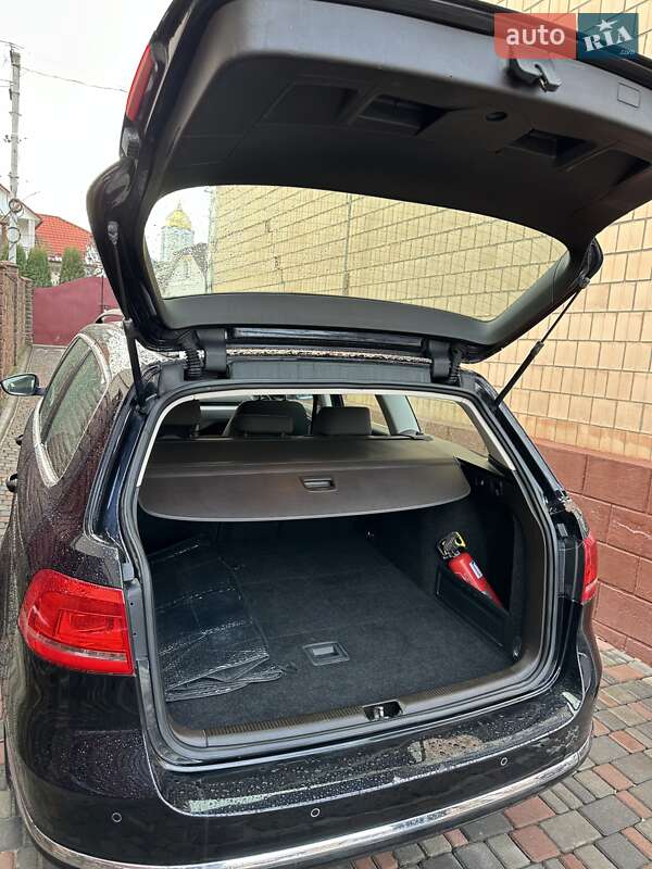 Універсал Volkswagen Passat 2012 в Чорткові