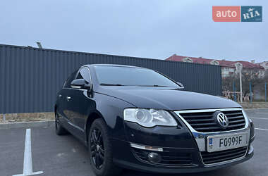 Седан Volkswagen Passat 2009 в Богуславе