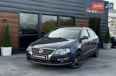 Седан Volkswagen Passat 2008 в Ровно