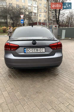 Седан Volkswagen Passat 2014 в Тернополе