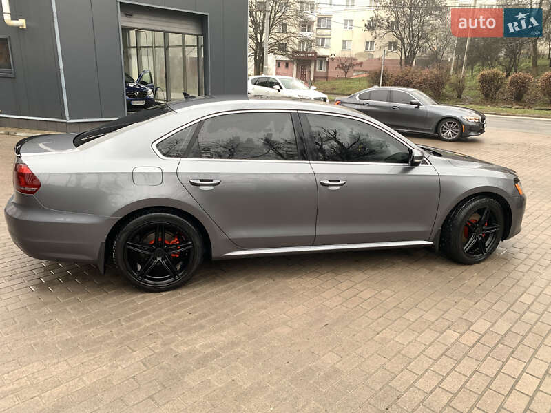 Седан Volkswagen Passat 2014 в Тернополі