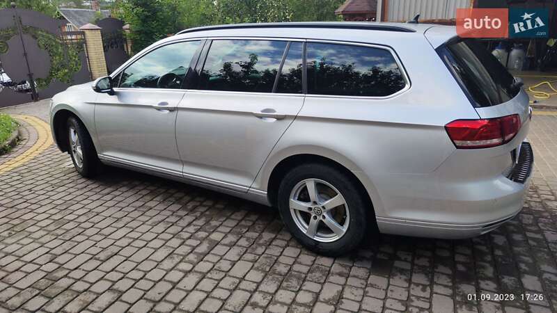 Універсал Volkswagen Passat 2018 в Чернівцях