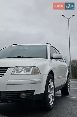 Универсал Volkswagen Passat 2002 в Ровно