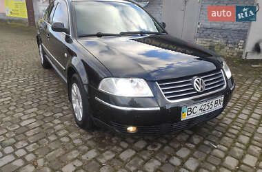 Седан Volkswagen Passat 2003 в Червонограде