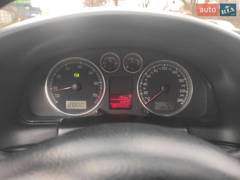 Седан Volkswagen Passat 2003 в Шептицькому