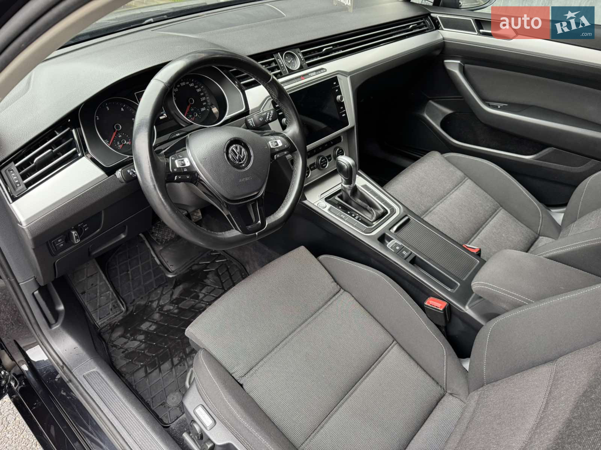 2017 Volkswagen Passat - мініатюра 45