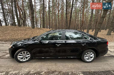 Седан Volkswagen Passat 2013 в Кременчуці