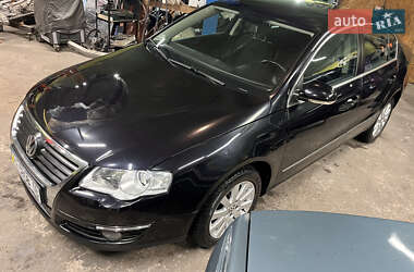 Седан Volkswagen Passat 2008 в Києві