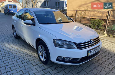 Седан Volkswagen Passat 2013 в Дрогобыче