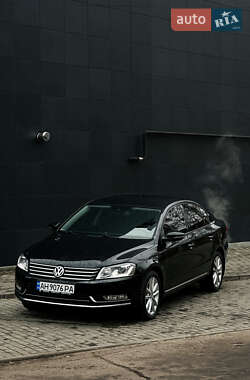 Седан Volkswagen Passat 2011 в Слов'янську