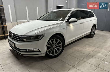 Универсал Volkswagen Passat 2015 в Запорожье