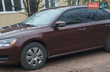 Седан Volkswagen Passat 2012 в Прилуках