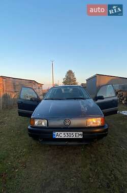 Універсал Volkswagen Passat 1989 в Турійську