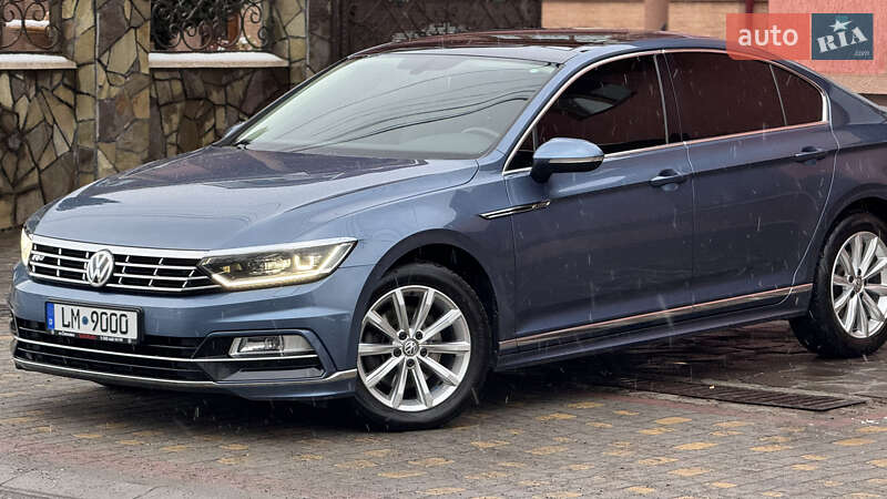 Седан Volkswagen Passat 2015 в Сваляве