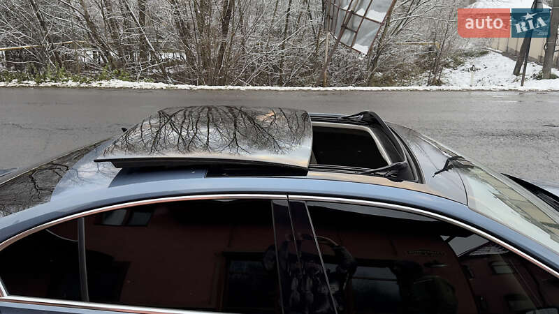 Седан Volkswagen Passat 2015 в Сваляве