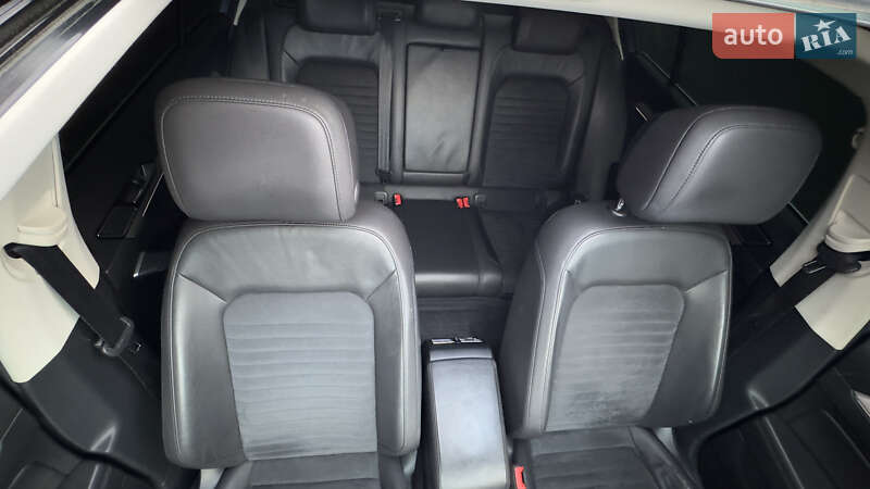 Седан Volkswagen Passat 2015 в Сваляве