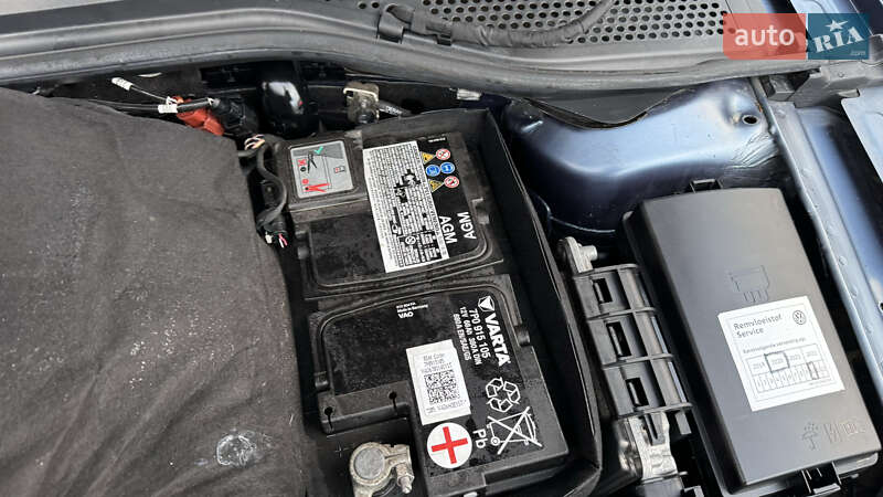 Седан Volkswagen Passat 2015 в Сваляве