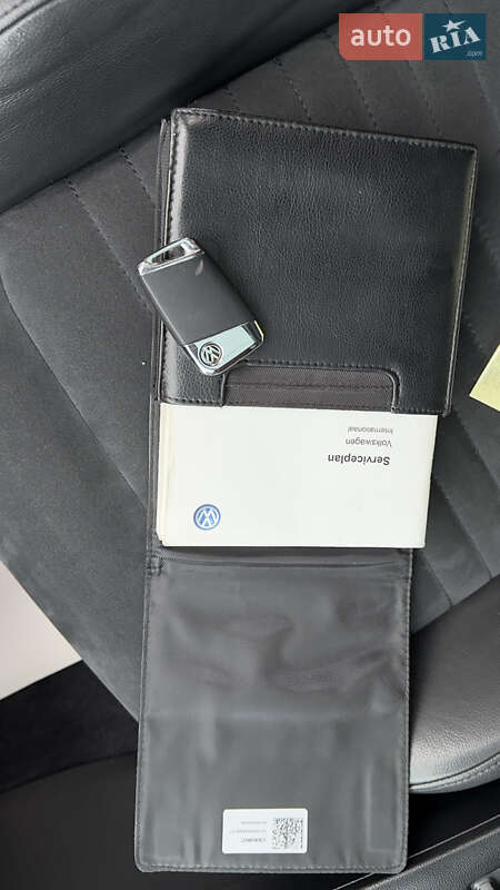 Седан Volkswagen Passat 2015 в Сваляве