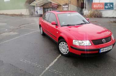 Седан Volkswagen Passat 1999 в Жмеринке