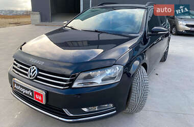 Універсал Volkswagen Passat 2012 в Львові