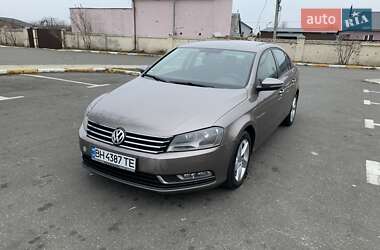 Volkswagen Passat 2011