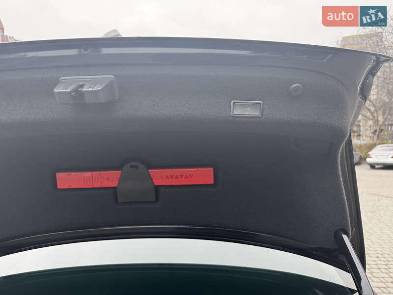 Седан Volkswagen Passat 2017 в Львове фото 13 Седан Volkswagen Passat 2017 в Львове