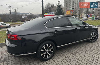 Седан Volkswagen Passat 2017 в Львове