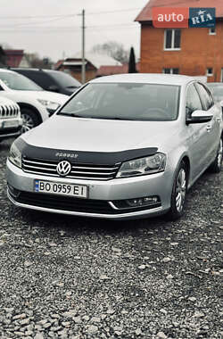 Седан Volkswagen Passat 2011 в Хмельницькому