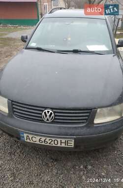 Універсал Volkswagen Passat 1998 в Горохові