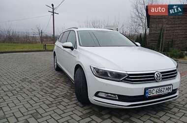 Універсал Volkswagen Passat 2015 в Золочеві