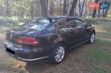 Седан Volkswagen Passat 2012 в 