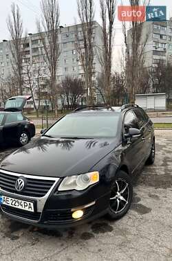 Універсал Volkswagen Passat 2005 в Запоріжжі