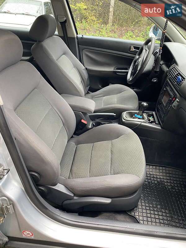 Универсал Volkswagen Passat 2005 в Перемышлянах