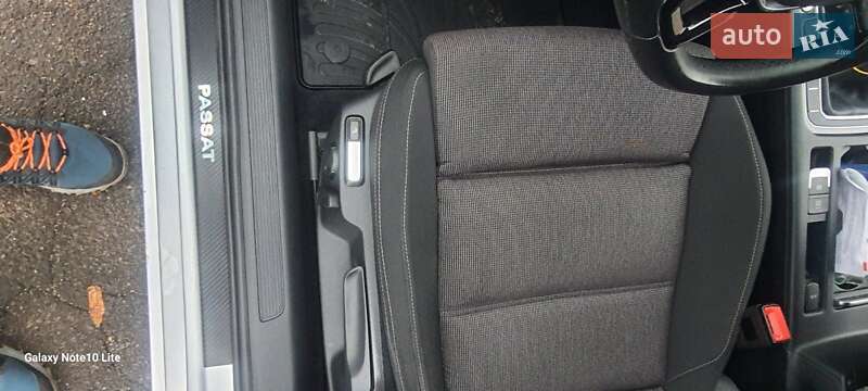 Универсал Volkswagen Passat 2015 в Одессе фото 17 Универсал Volkswagen Passat 2015 в Одессе