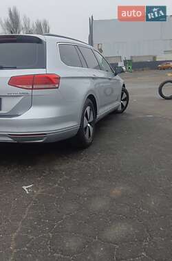 Универсал Volkswagen Passat 2015 в 