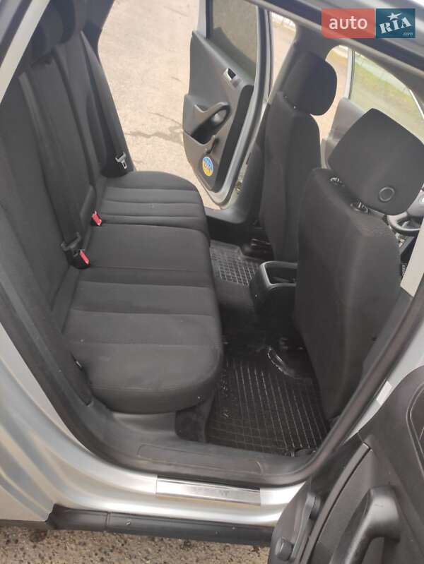 Универсал Volkswagen Passat 2006 в Коломые