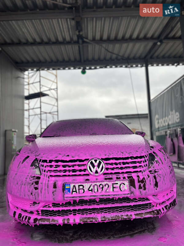 Седан Volkswagen Passat 2012 в Шаргороді