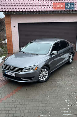 Седан Volkswagen Passat 2014 в Конотопі