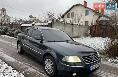 Седан Volkswagen Passat 2004 в Львове