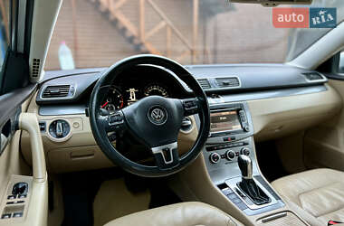 Універсал Volkswagen Passat 2012 в Міжгір'ї