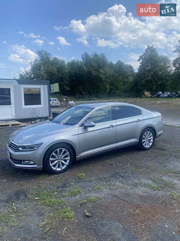 Volkswagen Passat 2015