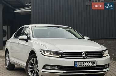 Седан Volkswagen Passat 2019 в Ужгороді