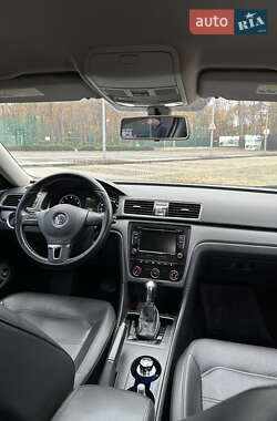 Седан Volkswagen Passat 2014 в Харькове