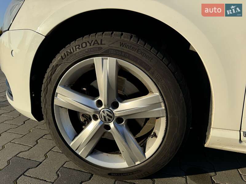 Седан Volkswagen Passat 2014 в Тальному