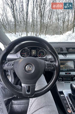 Універсал Volkswagen Passat 2011 в Тернополі