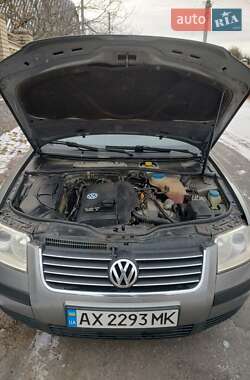 Седан Volkswagen Passat 2001 в Харкові