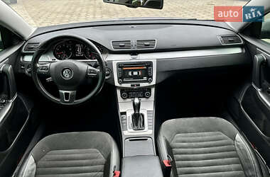 Седан Volkswagen Passat 2011 в Одессе